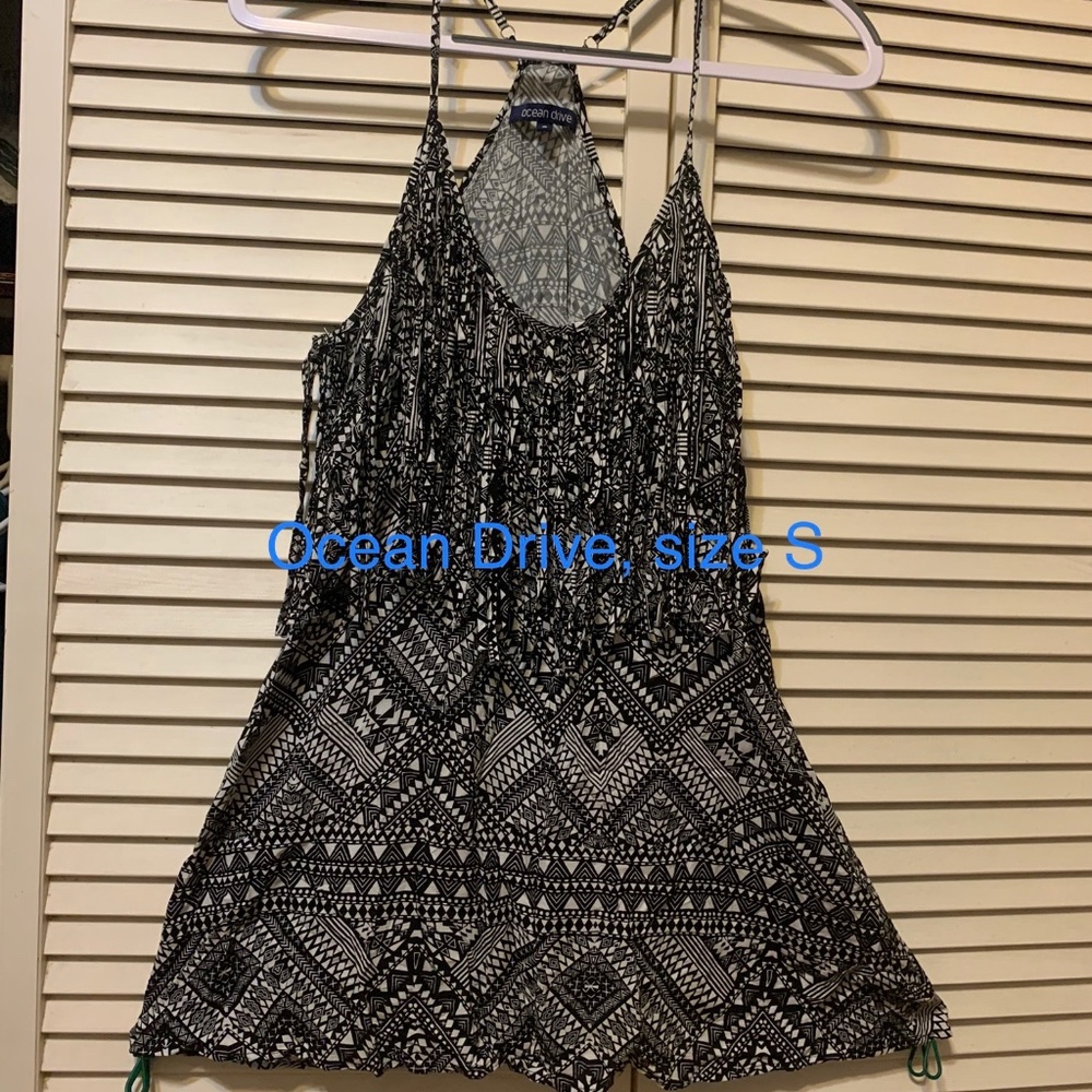 Black and white dress
